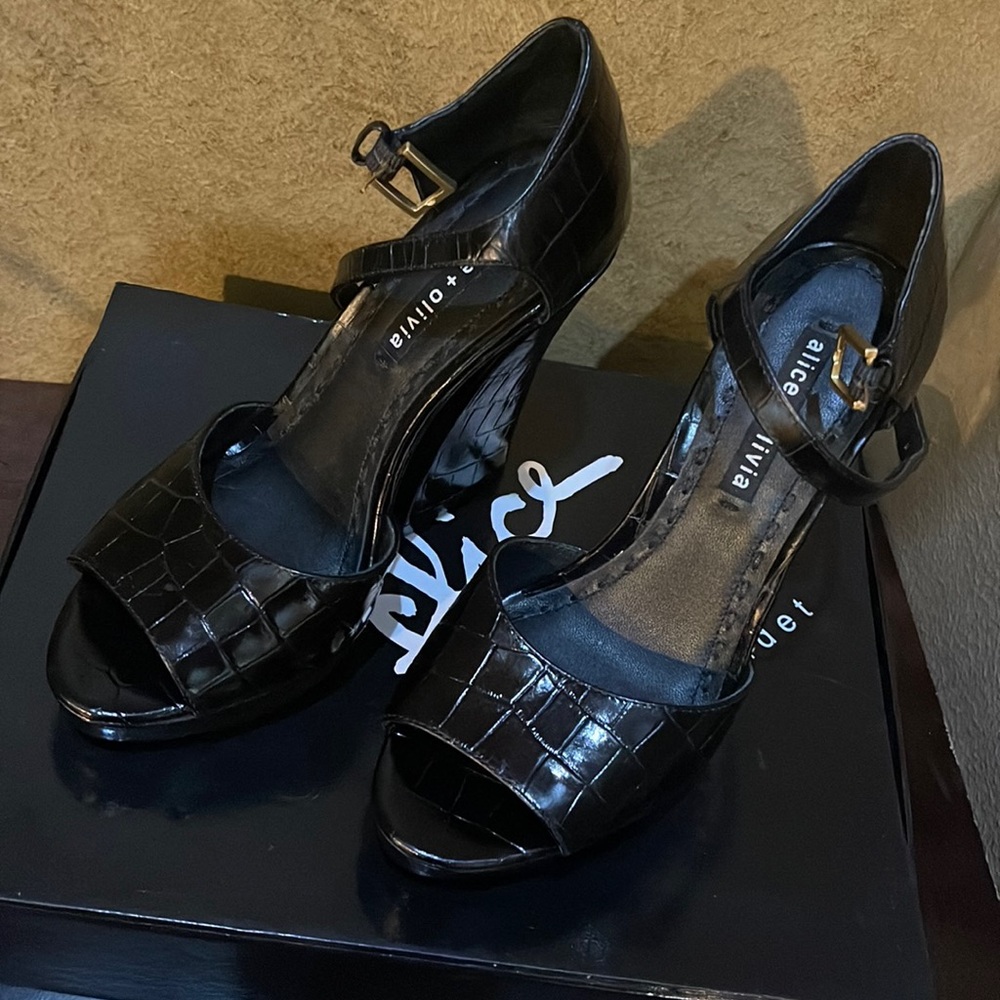 Alice + Olivia shoes